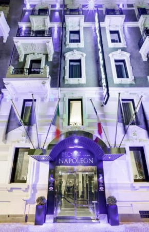 Отель LHP Hotel Napoleon  Милан